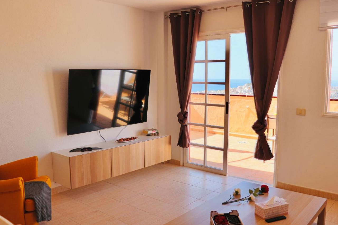 Ferienwohnung Sunset In The Heights Ocean View - Heated Pool Los Cristianos  Exterior foto